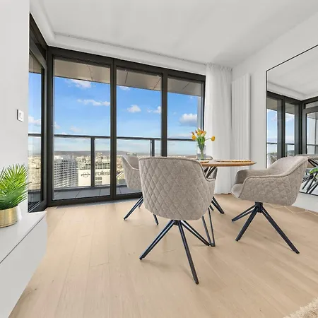 X34th Floor - Touch The Clouds In The Tallest Building In Eurovea Apartment Pressburg