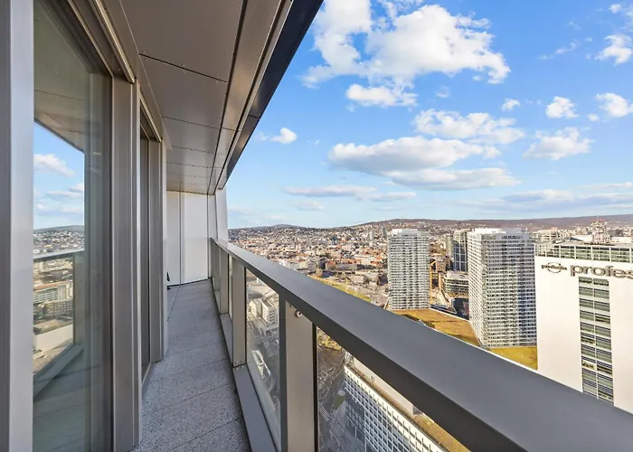 Apartment X34th Floor - Touch The Clouds In The Tallest Building In Eurovea Bratislava