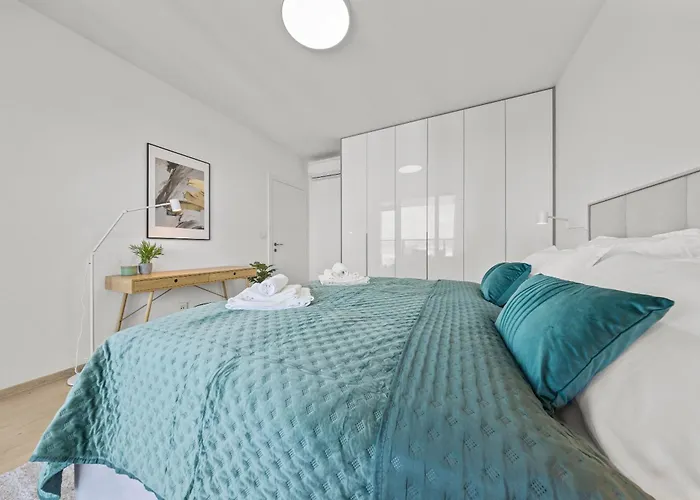 X34th Floor - Touch The Clouds In The Tallest Building In Eurovea Apartment Bratislava