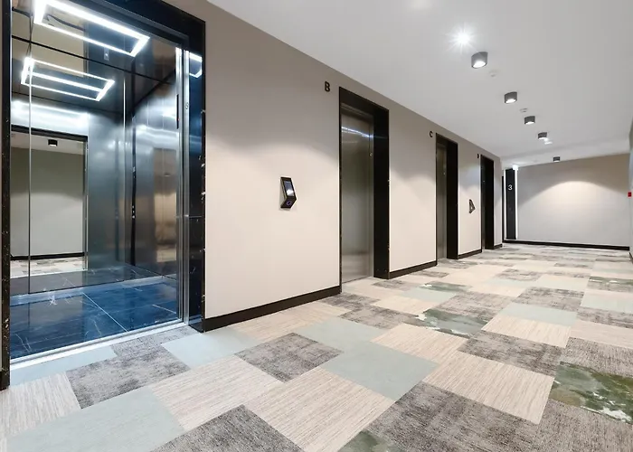 X34th Floor - Touch The Clouds In The Tallest Building In Eurovea