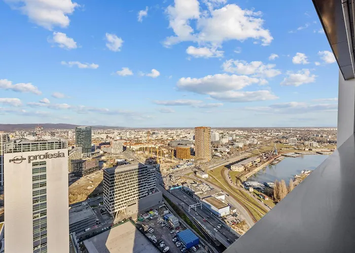 X34th Floor - Touch The Clouds In The Tallest Building In Eurovea 브라티슬라바