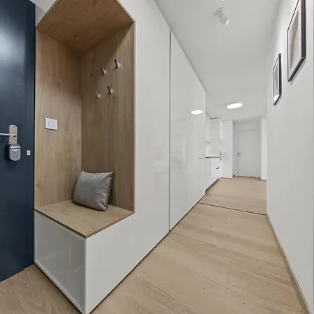 Διαμέρισμα X34th Floor - Touch The Clouds In The Tallest Building In Eurovea Μπρατισλάβα