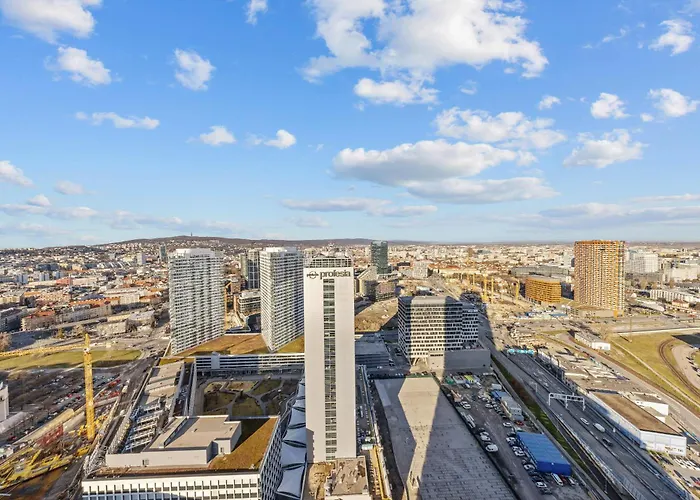 X34th Floor - Touch The Clouds In The Tallest Building In Eurovea * ブラチスラヴァ