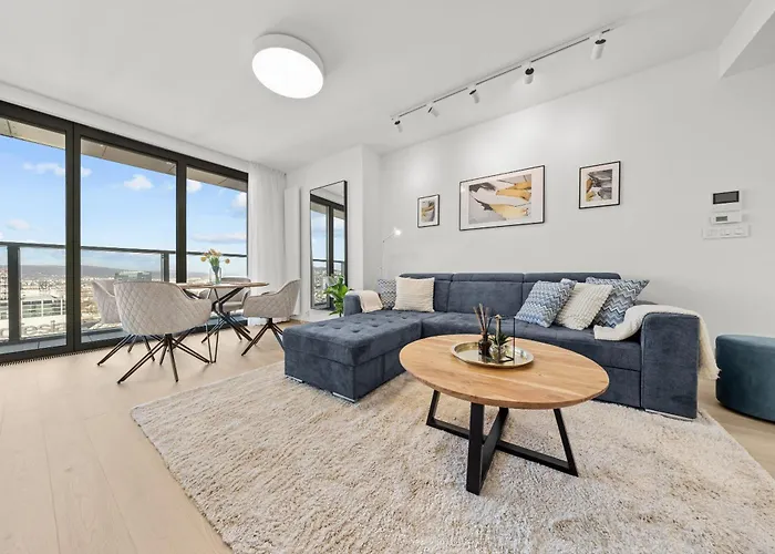 アパート X34th Floor - Touch The Clouds In The Tallest Building In Eurovea ブラチスラヴァ